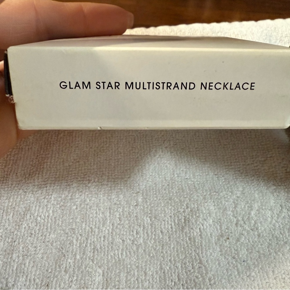 Avon “glam star” Multi-Strand Statement Necklace. NIB vintage - Picture 5 of 7